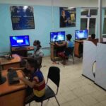 Joven Club de Caimanera impulsa futuro digital de la sociedad