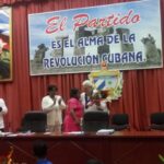 Academia de Canto Mariana de Gonich se presenta en Caimanera