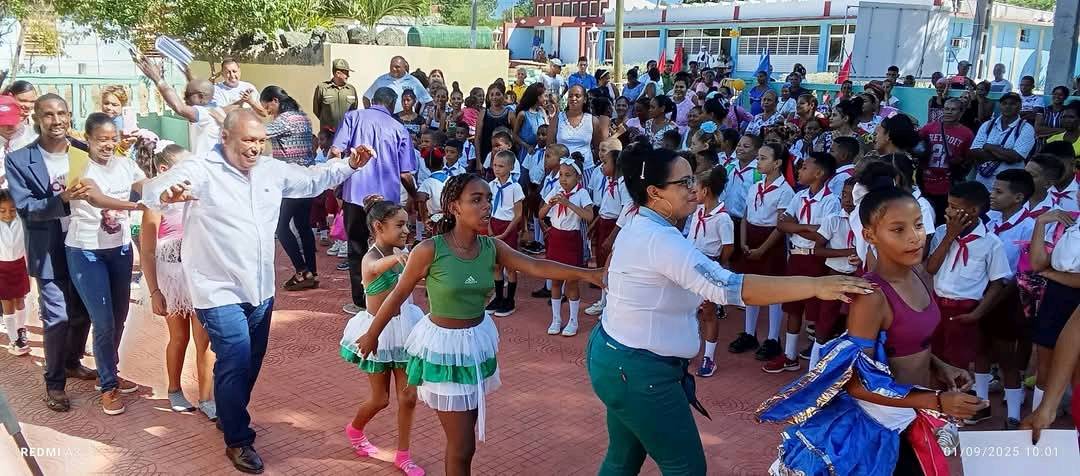 Septiembre mes de los reencuentros y el regreso a las aulas