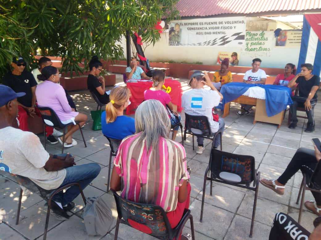 Celebran pleno de activistas Combinado Deportivo Sur en Caimanera